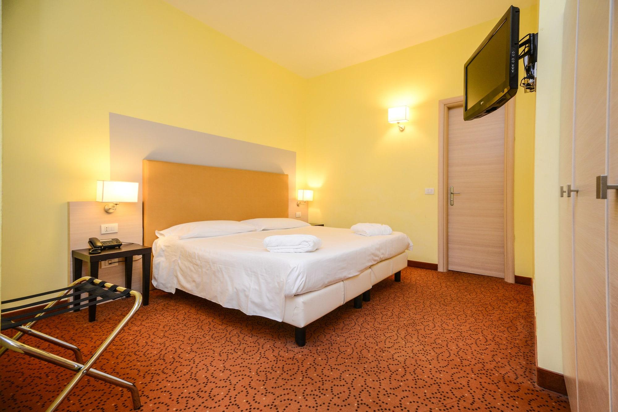 Regal Hotel Brescia Exterior foto