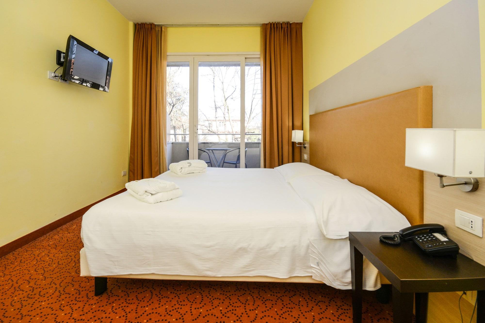 Regal Hotel Brescia Exterior foto