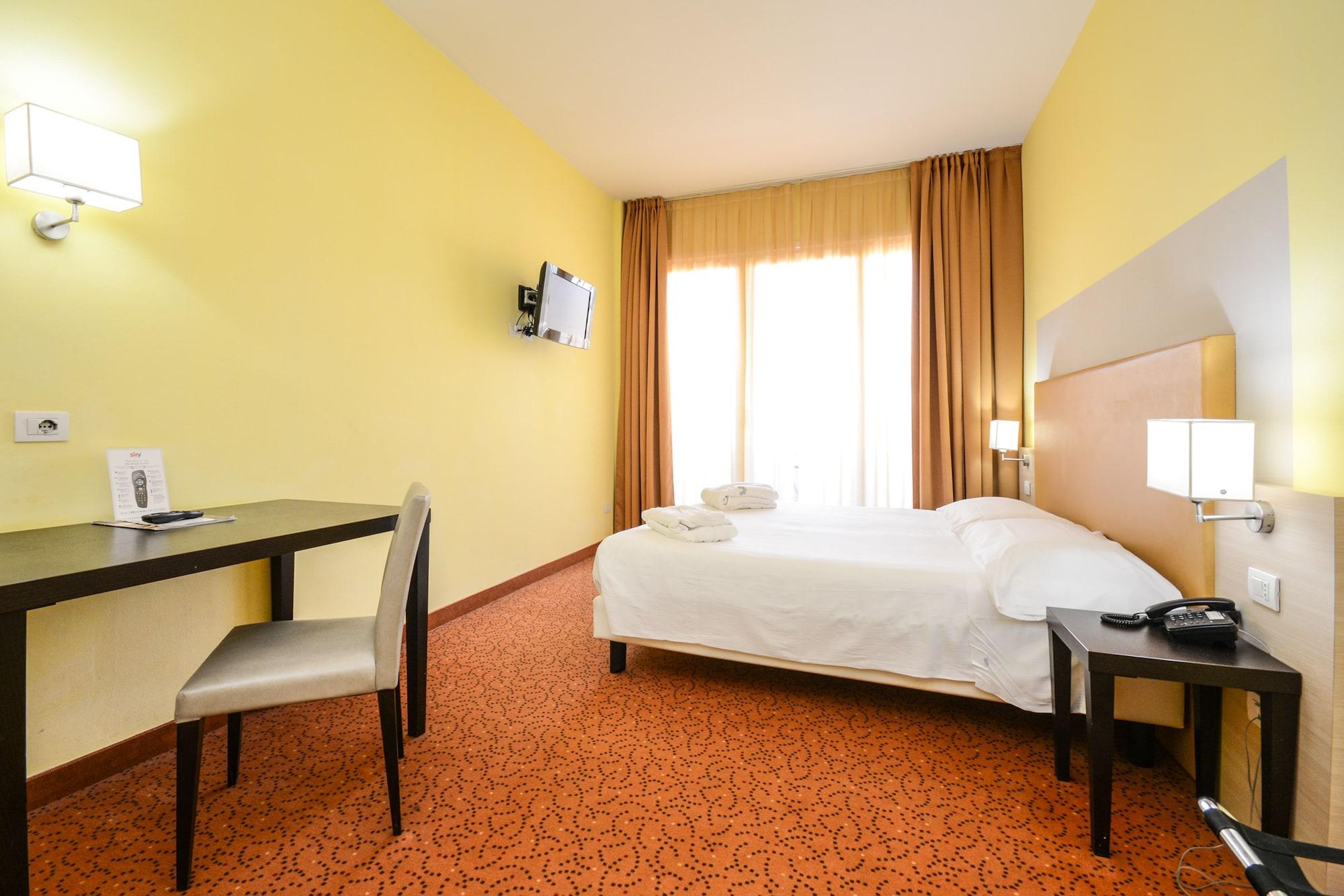 Regal Hotel Brescia Exterior foto